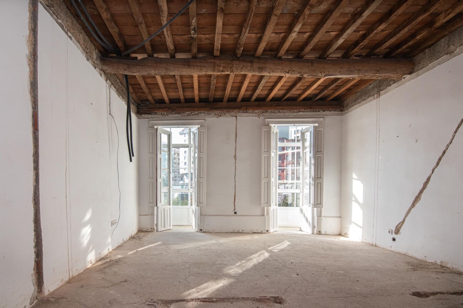 2 bedroom Flat for sale in A Coruna city - € 225,000 (Ref: 9485320)