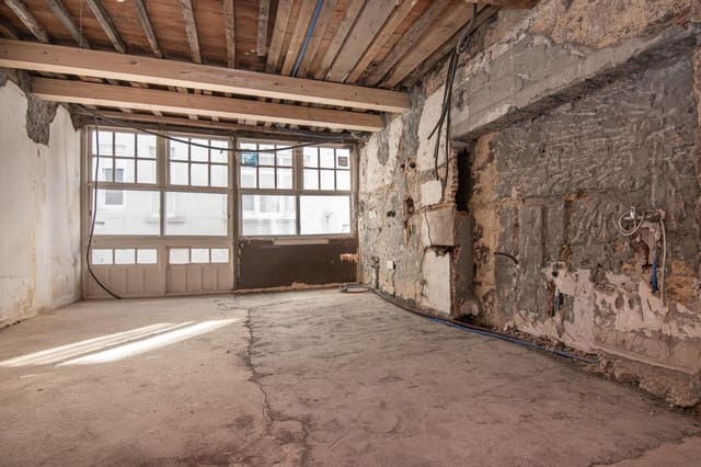 2 sovrum Lägenhet till salu i A Coruña stad - 225 000 € (Ref: 9485320)