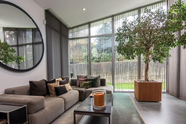 2 bedroom Villa for sale in Culleredo with pool garage - € 590,000 (Ref: 9488400)