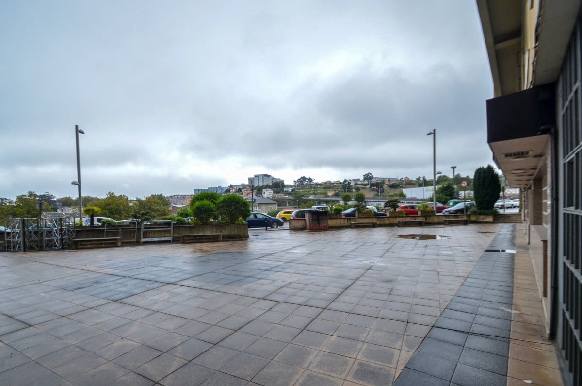 Kommersiell att hyra i A Coruna stad - 325 € (Ref: 9513548)