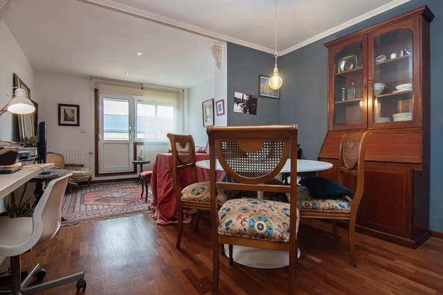 3 slaapkamer Penthouse te koop in A Coruña stad - € 250.000 (Ref: 9524472)