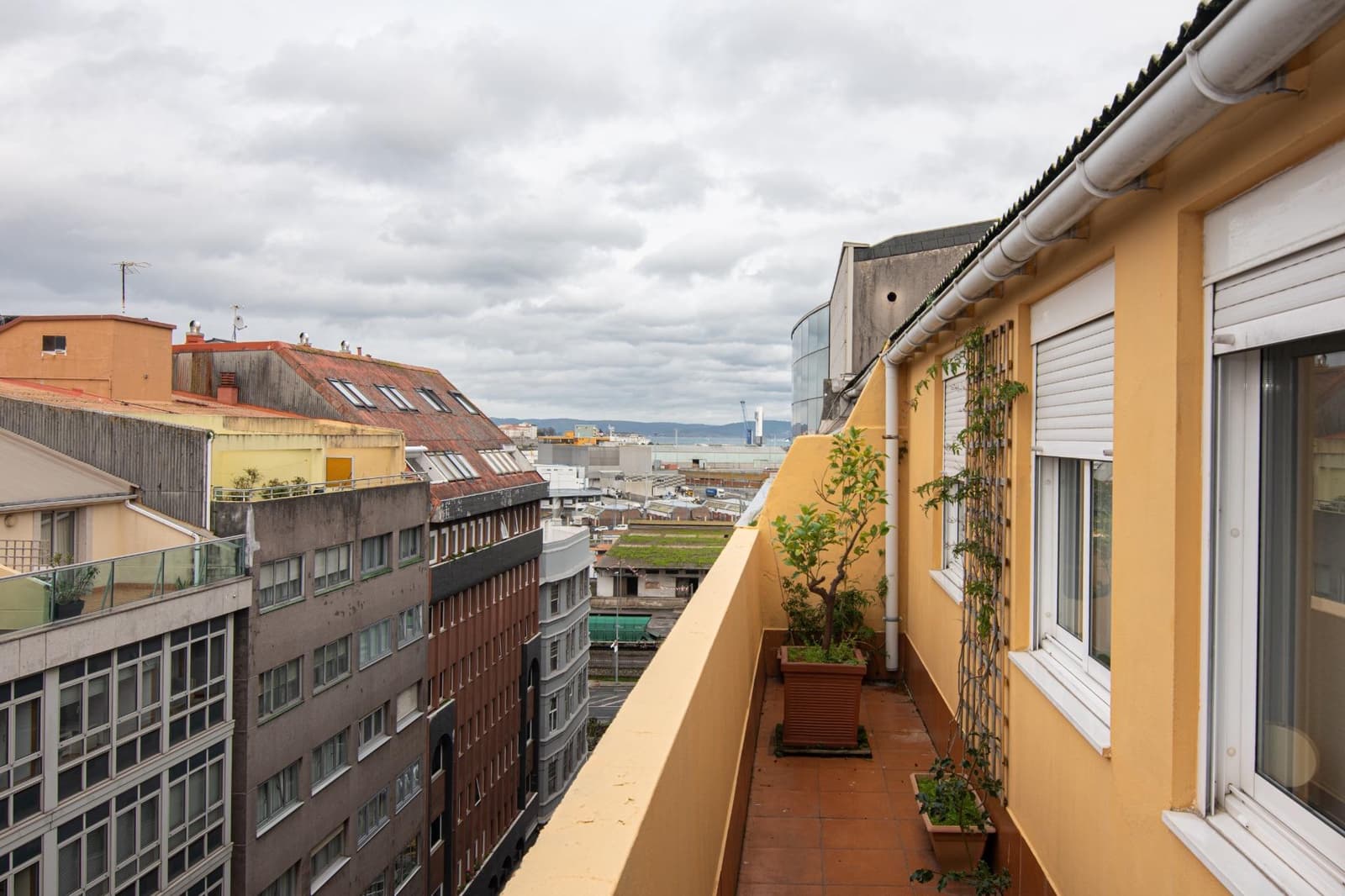 3 slaapkamer Penthouse te koop in A Coruna stad - € 250.000 (Ref: 9524472)