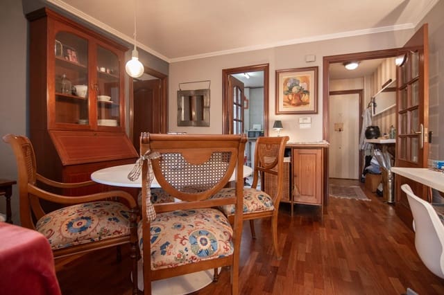 3 slaapkamer Penthouse te koop in A Coruña stad - € 250.000 (Ref: 9524472)