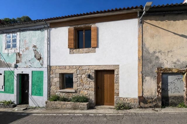 Omakotitalo myytävänä paikassa A Coruña kaupunki - 170 000 € (Ref: 9527842)