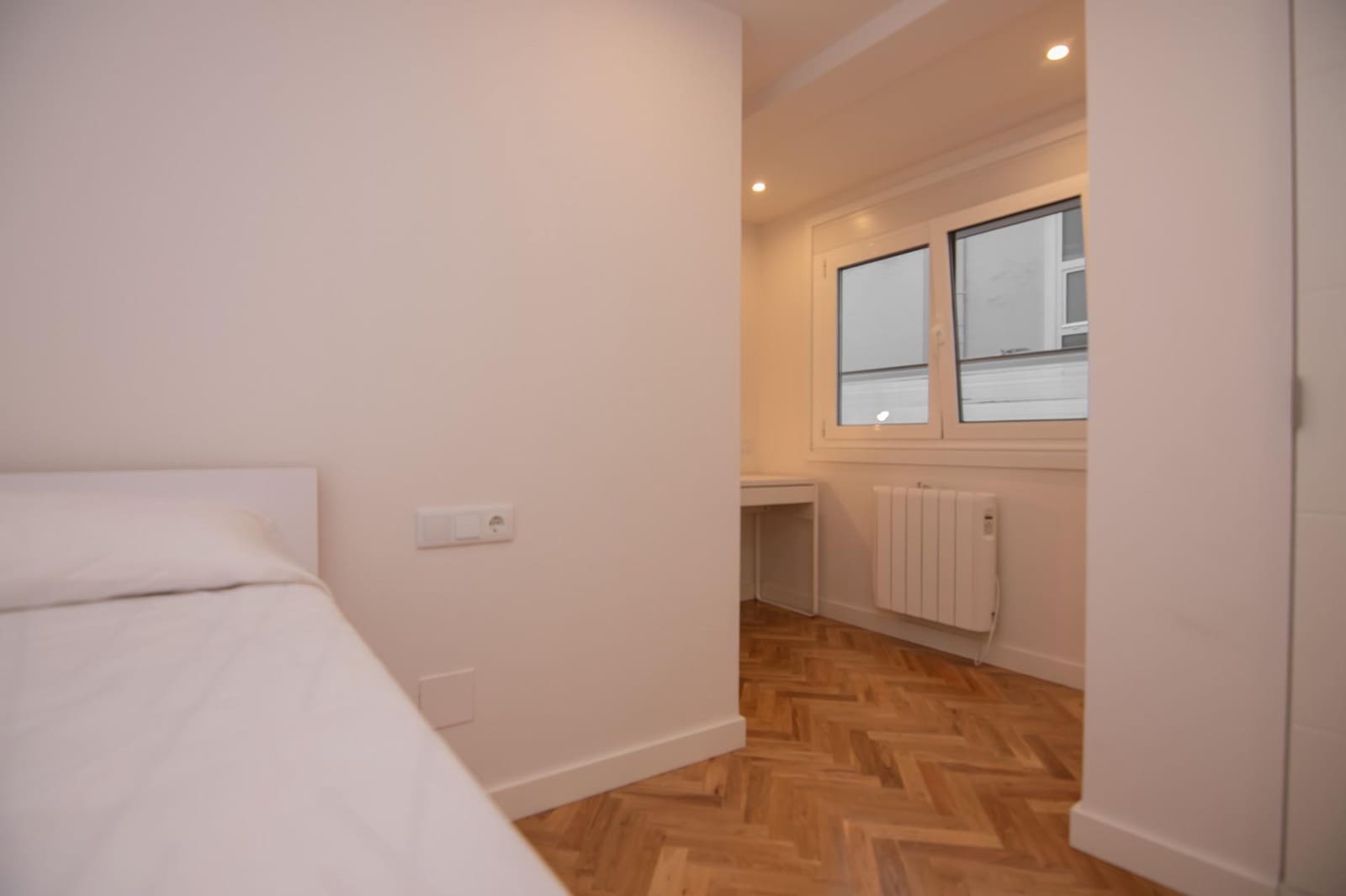 2 sovrum Lägenhet att hyra i A Coruna stad - 1 100 € (Ref: 9530821)