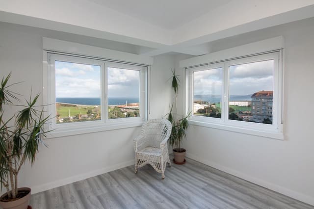 3 soveværelse Lejlighed til salg i A Coruña by - € 340.000 (Ref: 9536080)