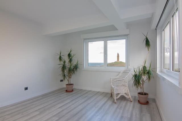 3 slaapkamer Flat te koop in A Coruña stad - € 315.000 (Ref: 9536080)