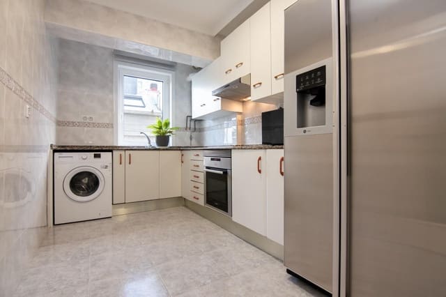 3 soveværelse Lejlighed til salg i A Coruña by - € 310.000 (Ref: 9536080)