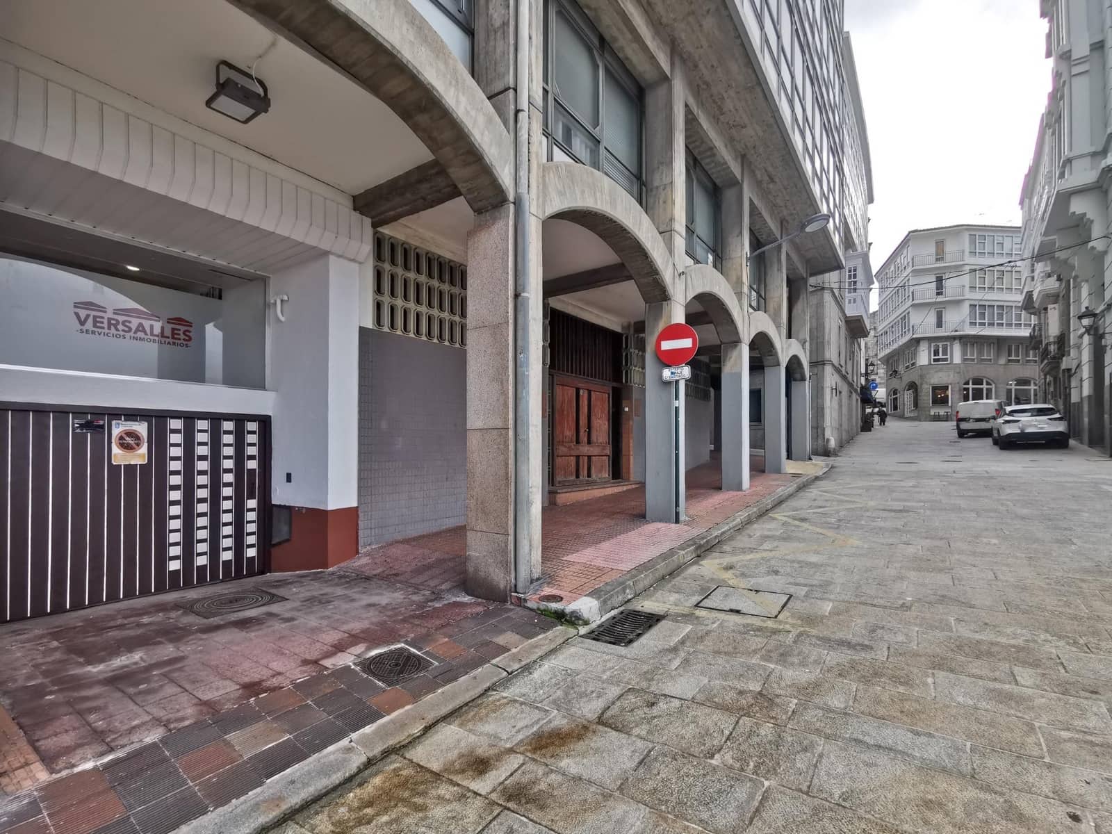 Garage for rent in A Coruna city - € 170 (Ref: 9562040)