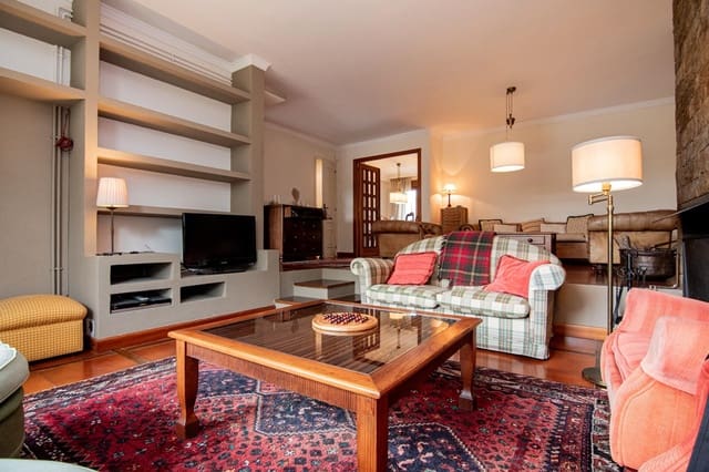 Adosado de 5 habitaciones en Culleredo en alquiler con piscina - 1.650 € (Ref: 9568970)