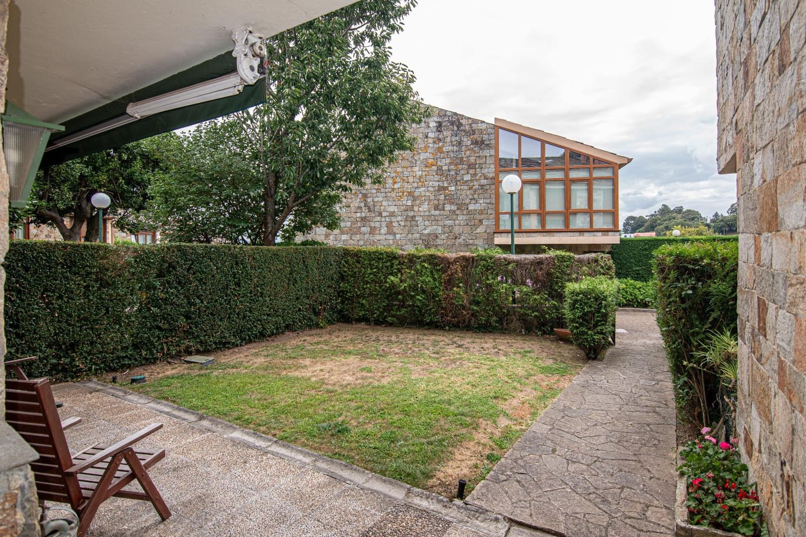 5 bedroom Terraced Villa for rent in Culleredo with pool - € 1,650 (Ref: 9568970)