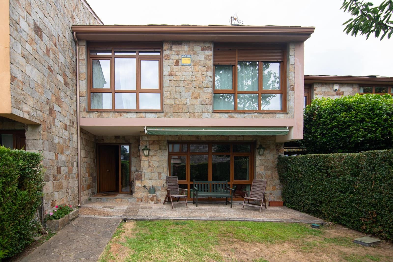 5 bedroom Terraced Villa for rent in Culleredo with pool - € 1,650 (Ref: 9568970)