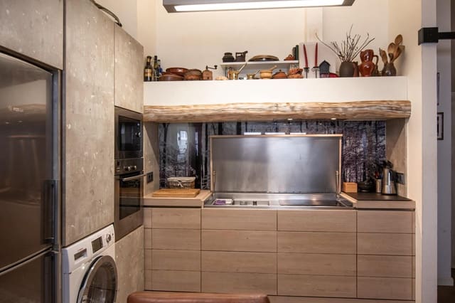 1 makuuhuone Kattohuoneisto myytävänä paikassa A Coruña kaupunki - 385 000 € (Ref: 9619470)