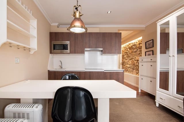 1 sovrum Lägenhet till salu i A Coruña stad - 229 000 € (Ref: 9619471)