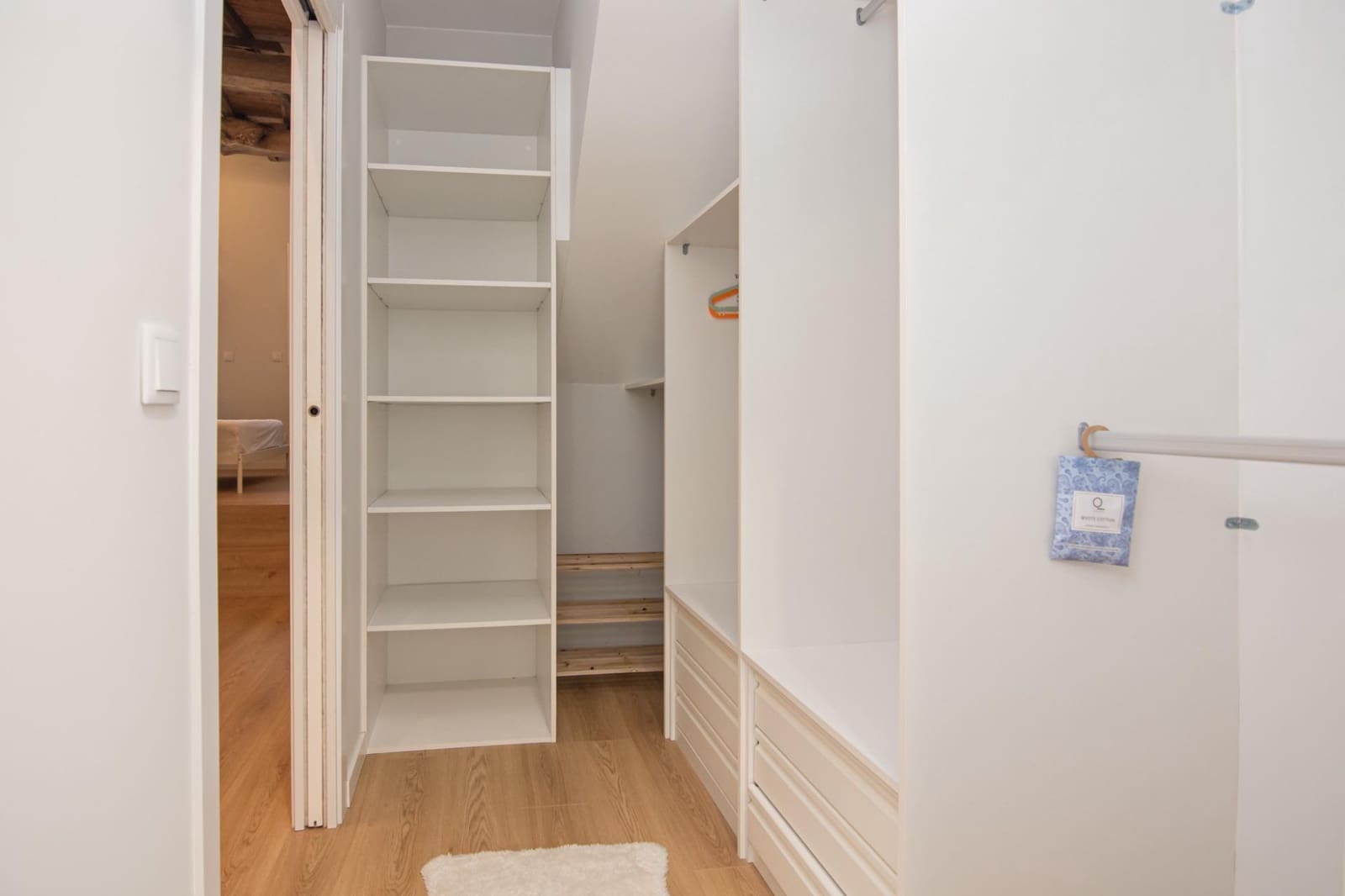 1 soveværelse Lejlighed til leje i A Coruna by - € 900 (Ref: 9659564)