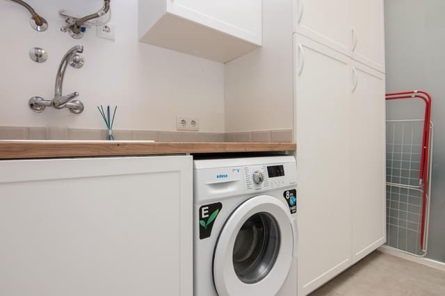 1 quarto Apartamento para arrendar em Corunha cidade - 900 € (Ref: 9659564)