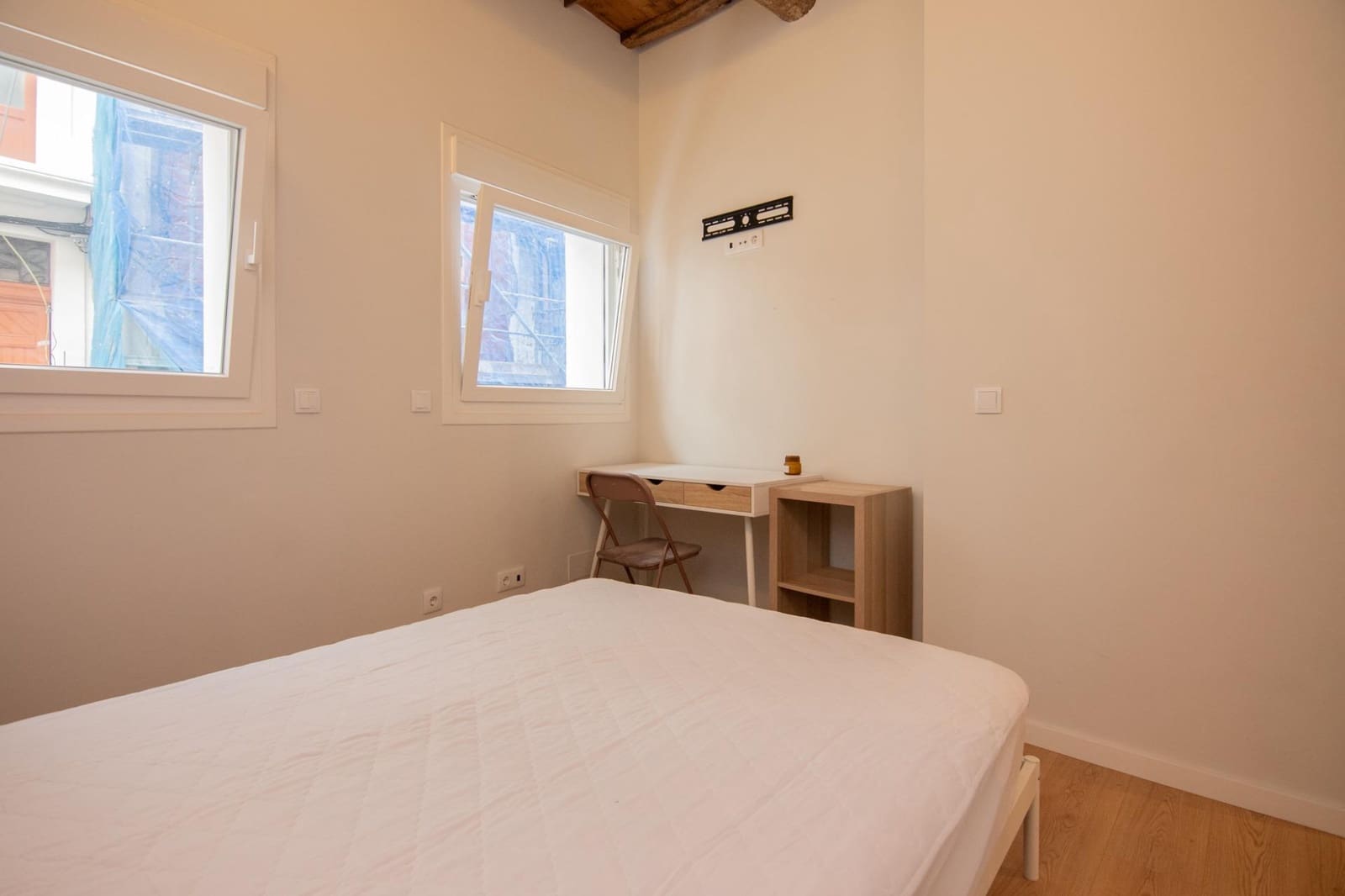 1 soveværelse Lejlighed til leje i A Coruna by - € 900 (Ref: 9659564)