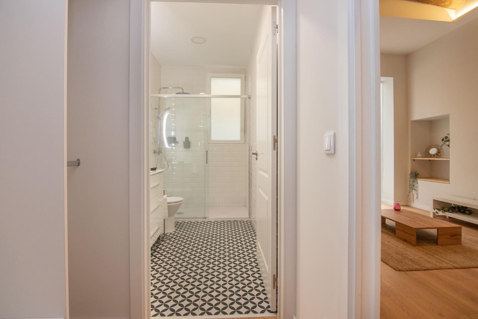 1 soveværelse Lejlighed til leje i A Coruna by - € 900 (Ref: 9659564)