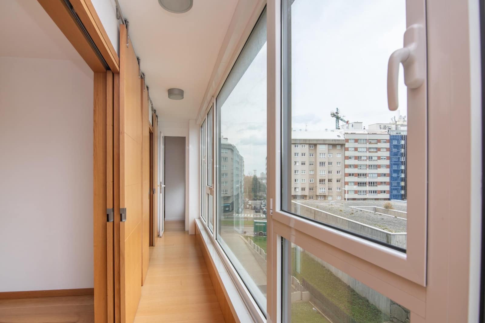 3 bedroom Flat for sale in A Coruna city with garage - € 450,000 (Ref: 9674432)