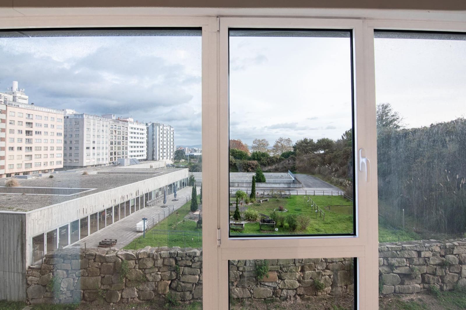 3 bedroom Flat for sale in A Coruna city with garage - € 450,000 (Ref: 9674432)