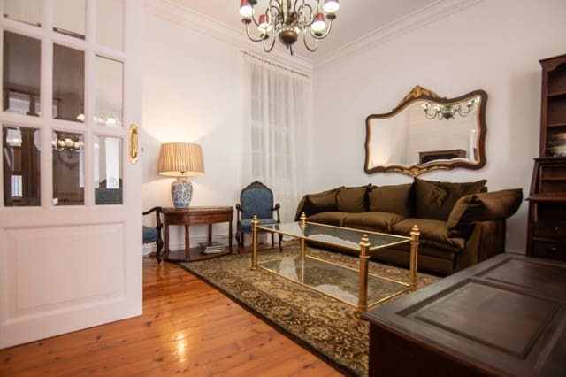 3 soverom Leilighet til leie i La Coruña by - € 1 400 (Ref: 9686741)