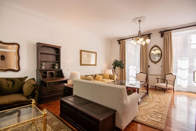 3 soverom Leilighet til leie i La Coruña by - € 1 400 (Ref: 9686741)