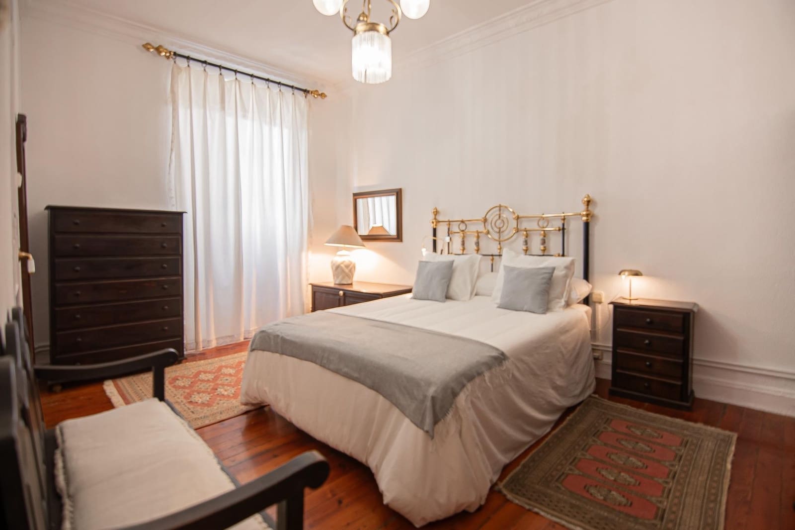 3 bedroom Flat for rent in A Coruna city - € 1,400 (Ref: 9686741)