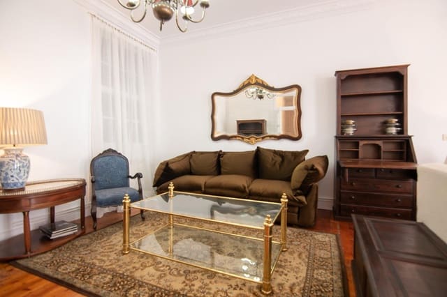 3 soverom Leilighet til leie i La Coruña by - € 1 400 (Ref: 9686741)