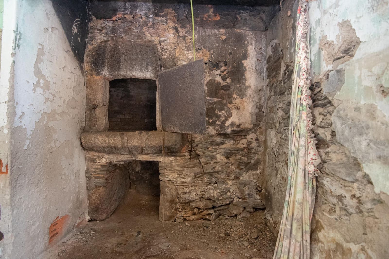 Ruin til salg i Cambre - € 194.000 (Ref: 9695487)