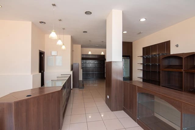 Kommersiell att hyra i Culleredo - 750 € (Ref: 9732374)