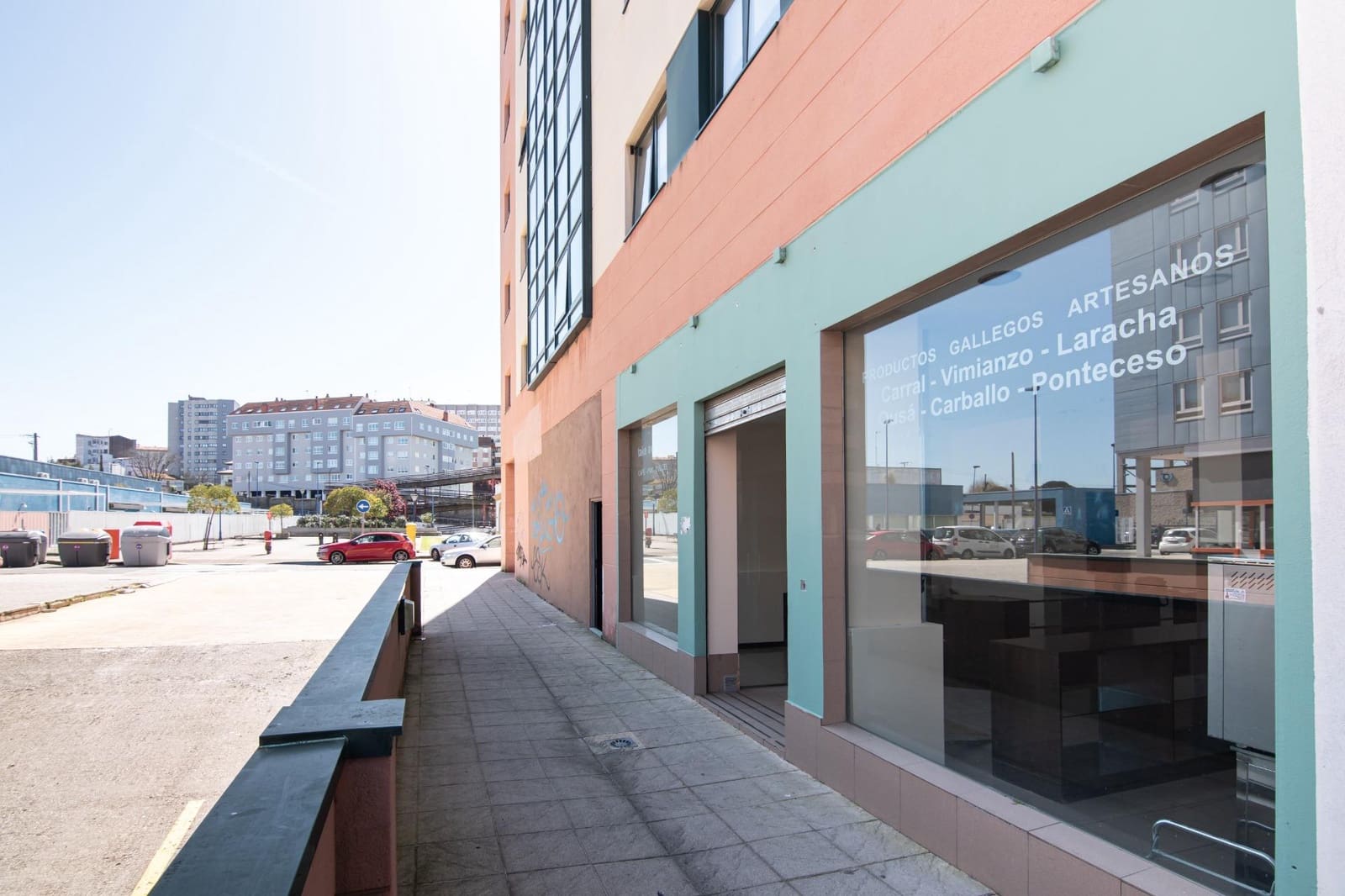 Commercial for rent in Culleredo - € 750 (Ref: 9732374)