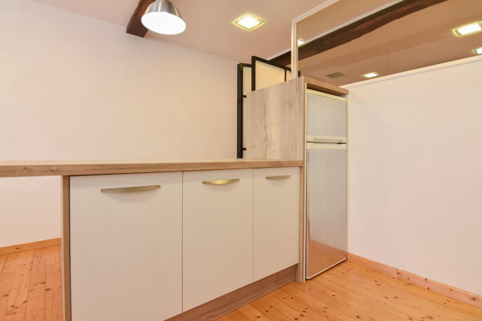 1 sypialnia Studio do wynajęcia w Miasto A Coruna - 900 € (Ref: 9762101)