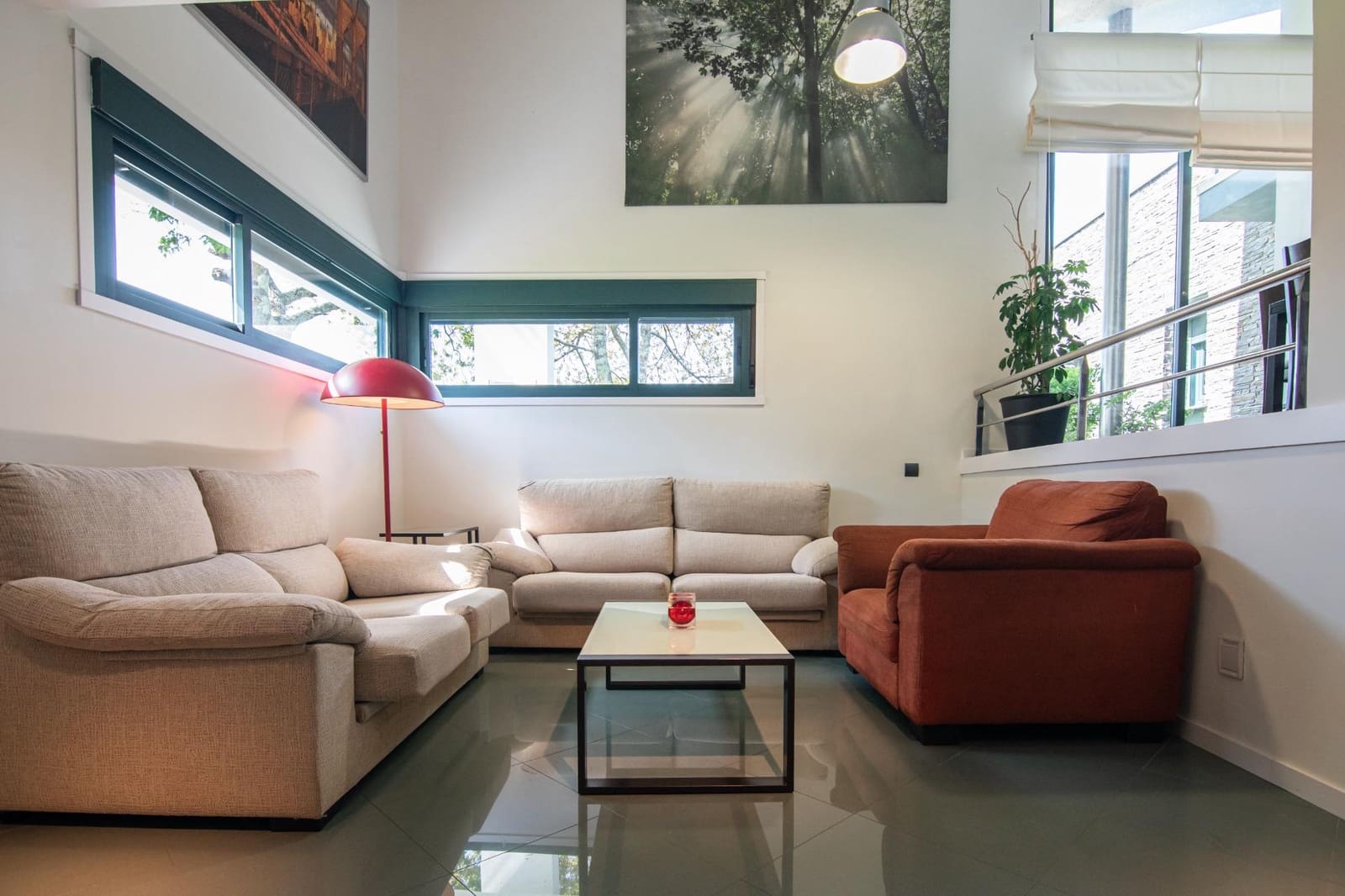 4 bedroom Villa for sale in Bergondo with garage - € 620,000 (Ref: 9773237)