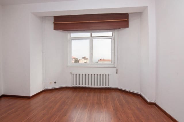 5 slaapkamer Penthouse te koop in A Coruña stad - € 350.000 (Ref: 9794823)