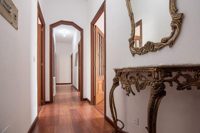 5 slaapkamer Penthouse te koop in A Coruña stad - € 350.000 (Ref: 9794823)