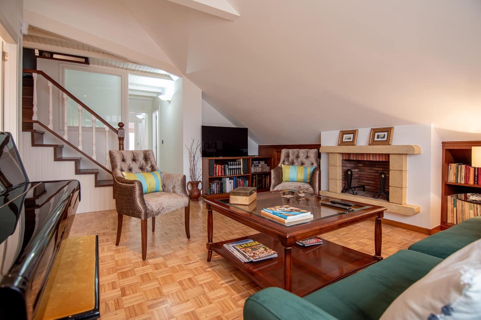 4 sovrum Takvåning till salu i A Coruna stad med garage - 415 000 € (Ref: 9797249)