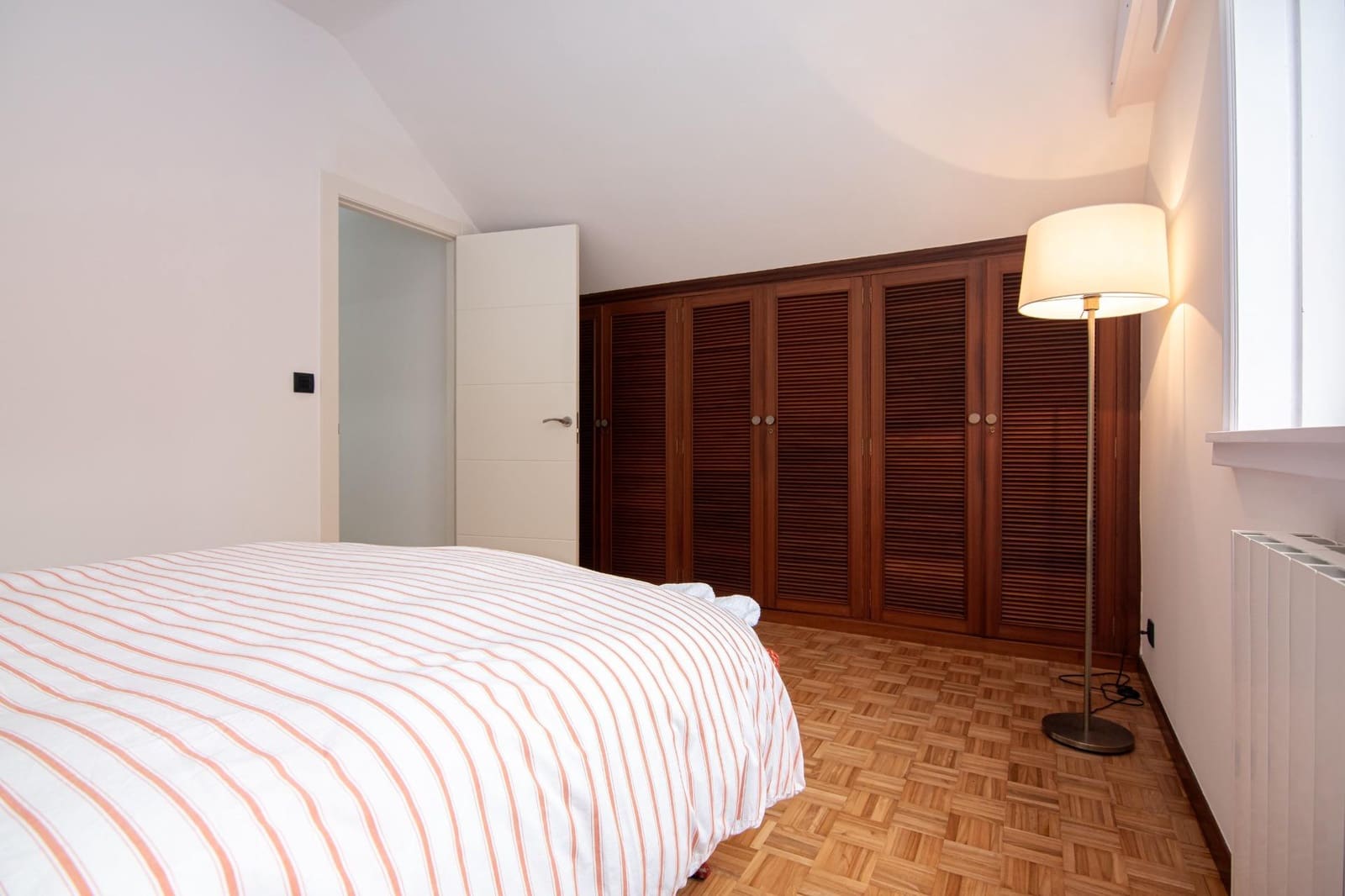 4 sovrum Takvåning till salu i A Coruna stad med garage - 415 000 € (Ref: 9797249)