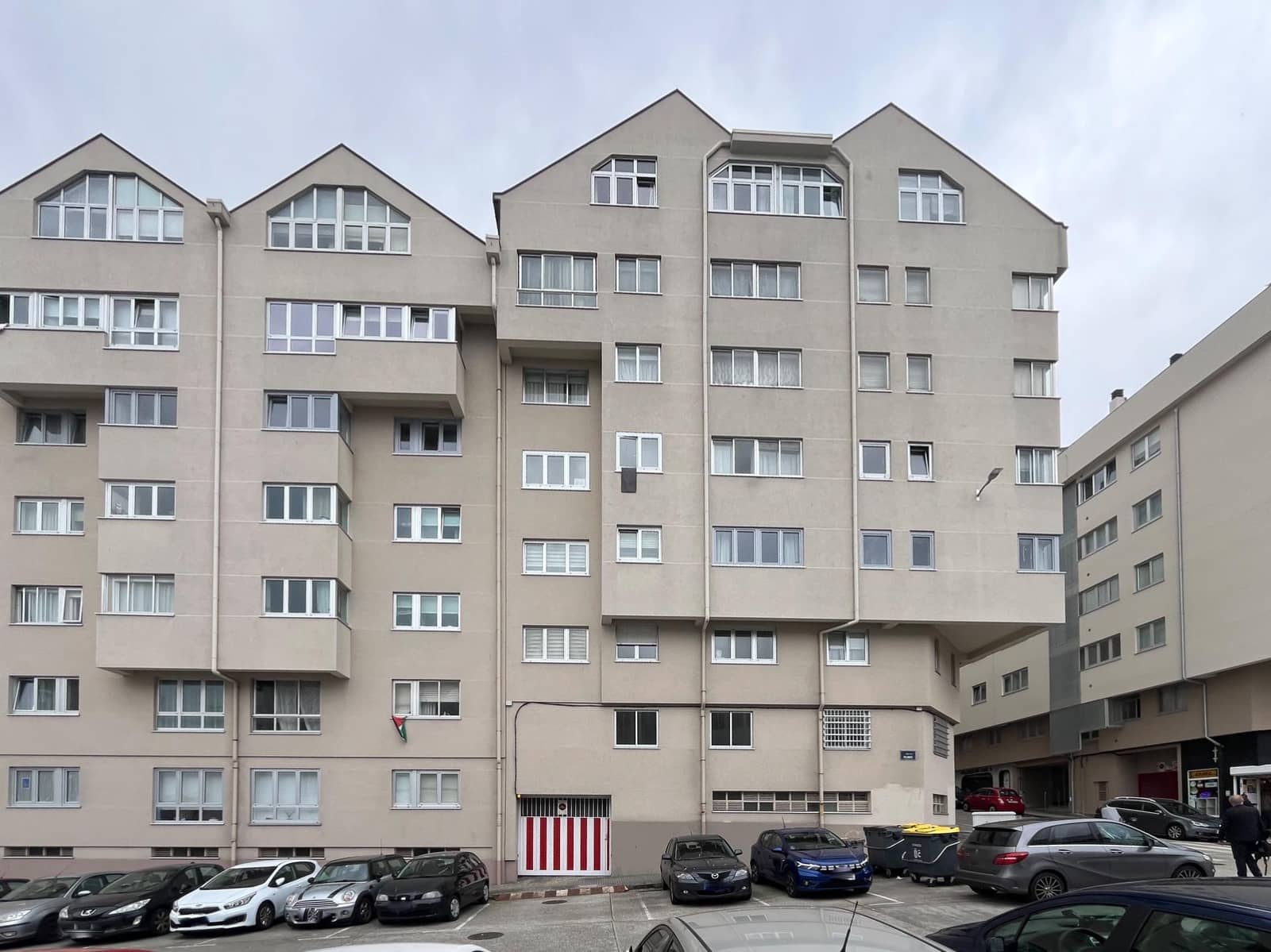 4 sovrum Takvåning till salu i A Coruna stad med garage - 415 000 € (Ref: 9797249)