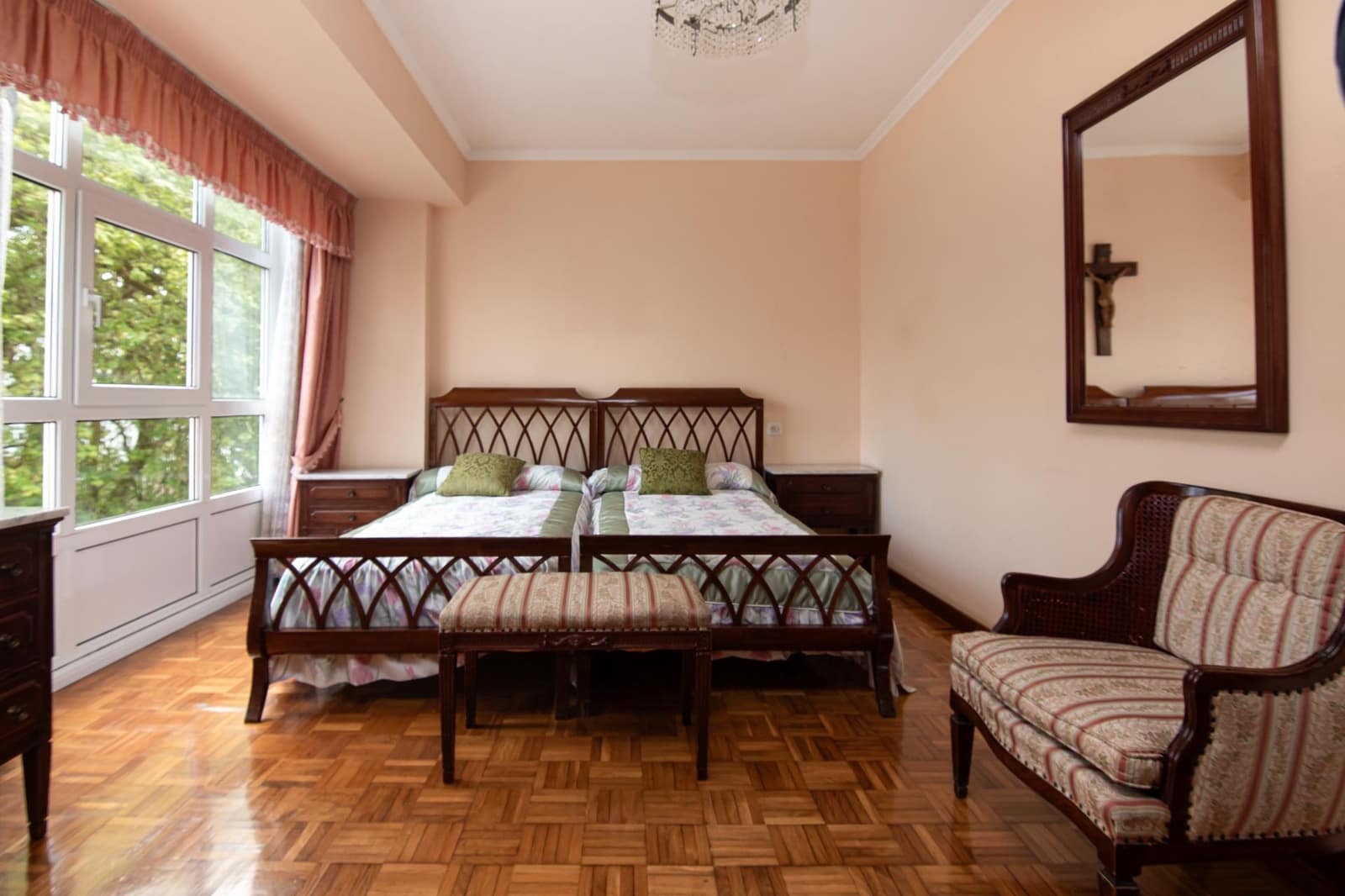 6 bedroom Apartment for sale in A Coruna city - € 1,190,000 (Ref: 9806591)