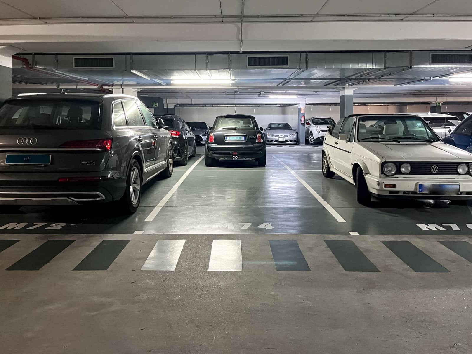 Garage til salg i A Coruna by - € 22.000 (Ref: 9816005)