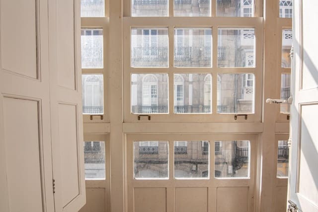 3 slaapkamer Flat te koop in A Coruña stad - € 530.000 (Ref: 9818026)