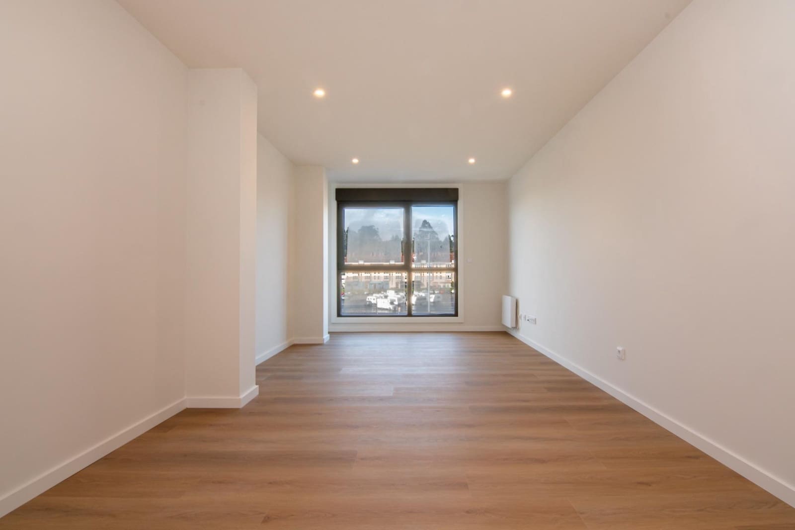 Piso de 2 habitaciones en Santiago de Compostela en venta con garaje - 300.000 € (Ref: 9820338)