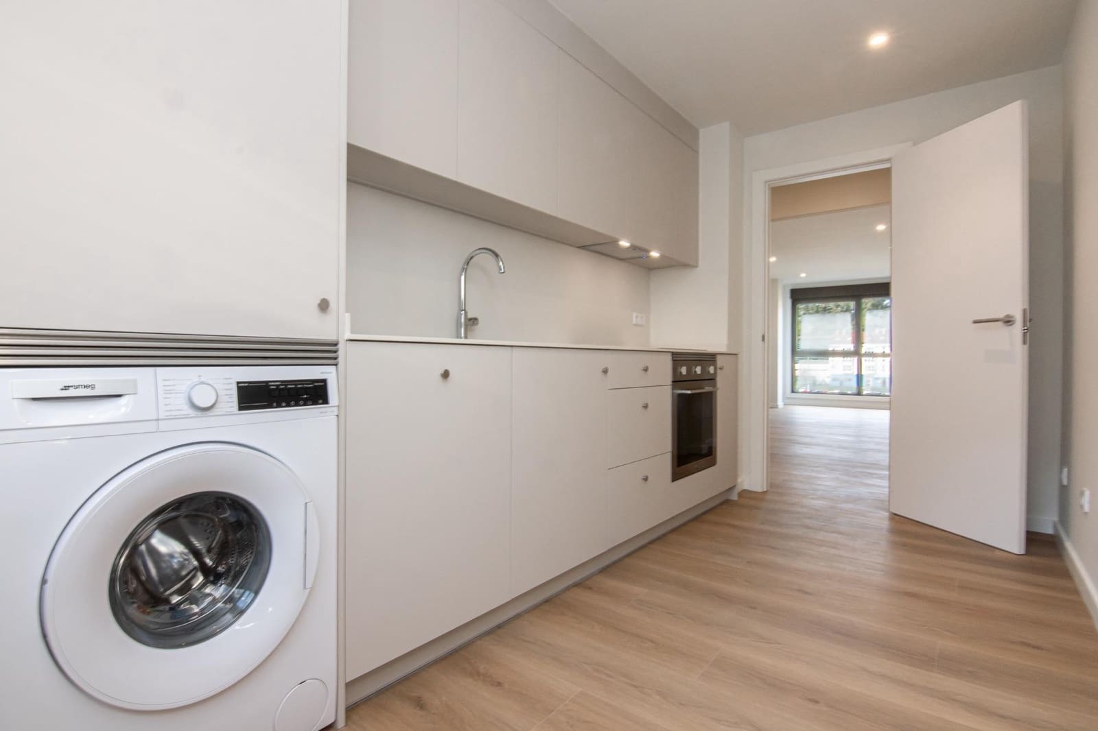 Piso de 2 habitaciones en Santiago de Compostela en venta con garaje - 300.000 € (Ref: 9820338)