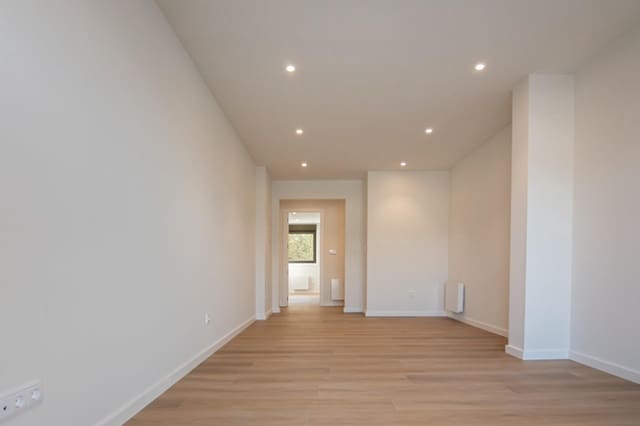 2 soveværelse Lejlighed til salg i Santiago de Compostela med garage - € 300.000 (Ref: 9820338)