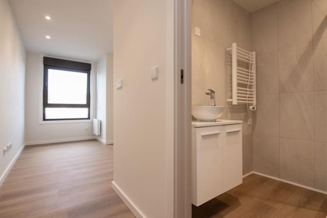 2 soveværelse Lejlighed til salg i Santiago de Compostela med garage - € 300.000 (Ref: 9820338)