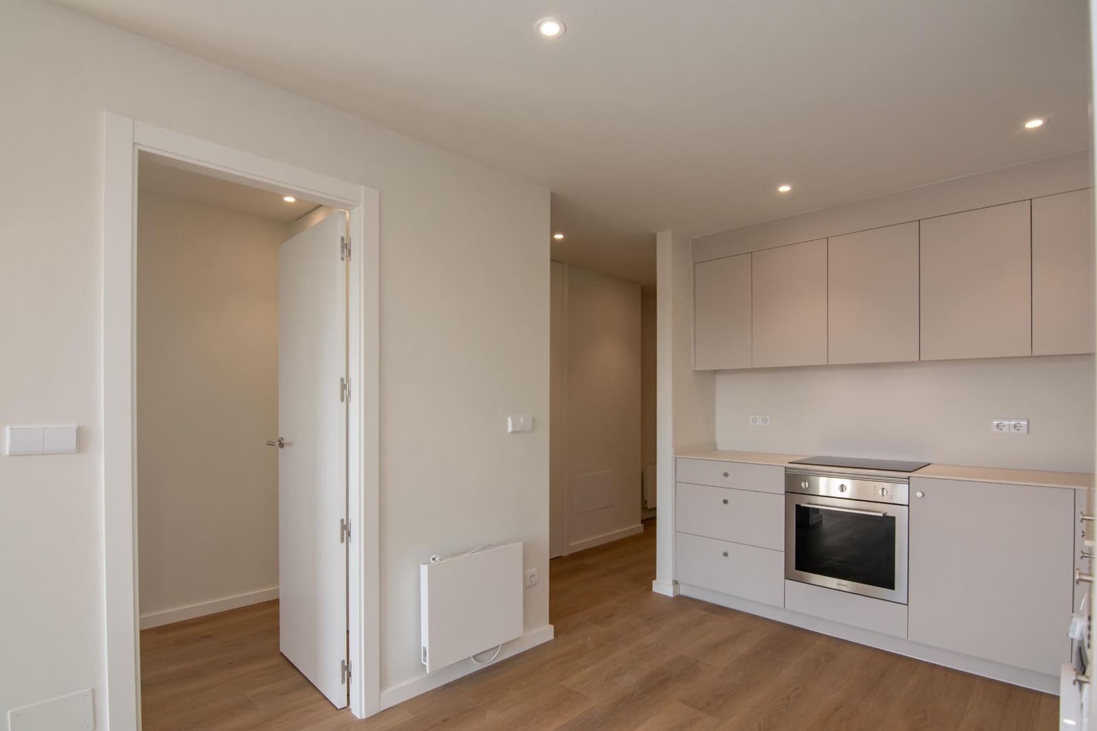 1 bedroom Flat for sale in Santiago de Compostela with garage - € 177,275 (Ref: 9820339)