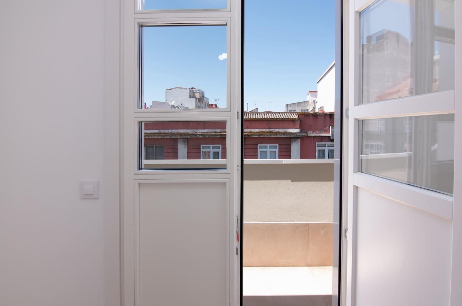 2 makuuhuone Kattohuoneisto myytävänä paikassa A Coruna kaupunki - 295 000 € (Ref: 9862010)