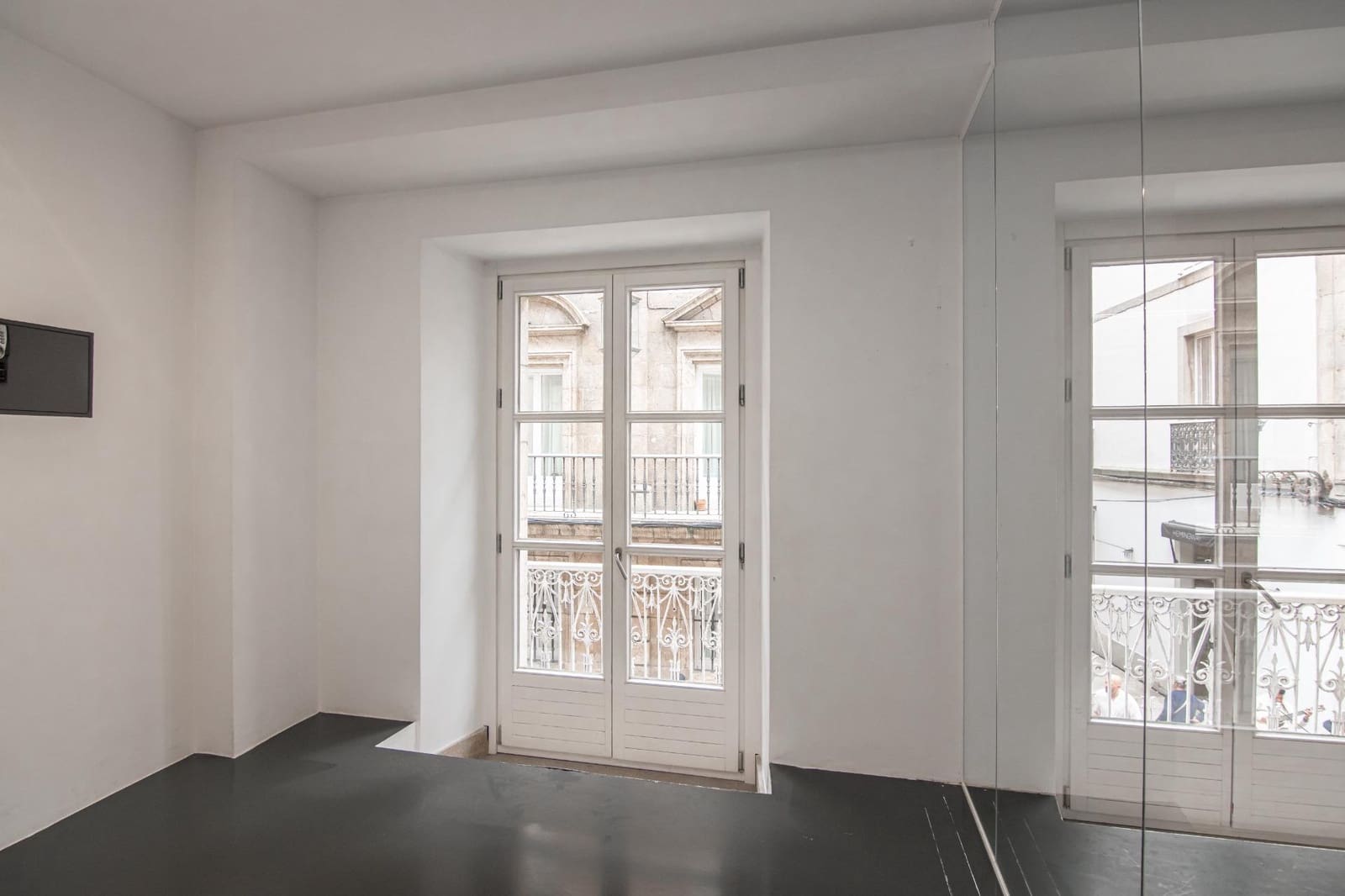 Office for rent in A Coruna city - € 1,250 (Ref: 9878996)