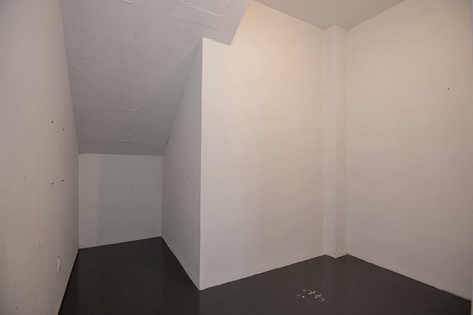 Office for rent in A Coruna city - € 1,250 (Ref: 9878996)
