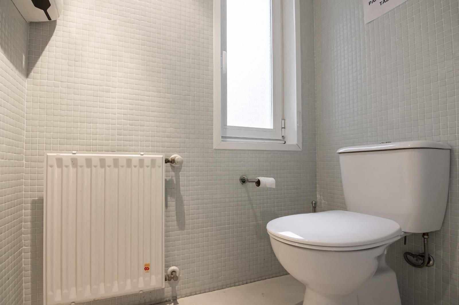 Office for rent in A Coruna city - € 1,250 (Ref: 9878996)